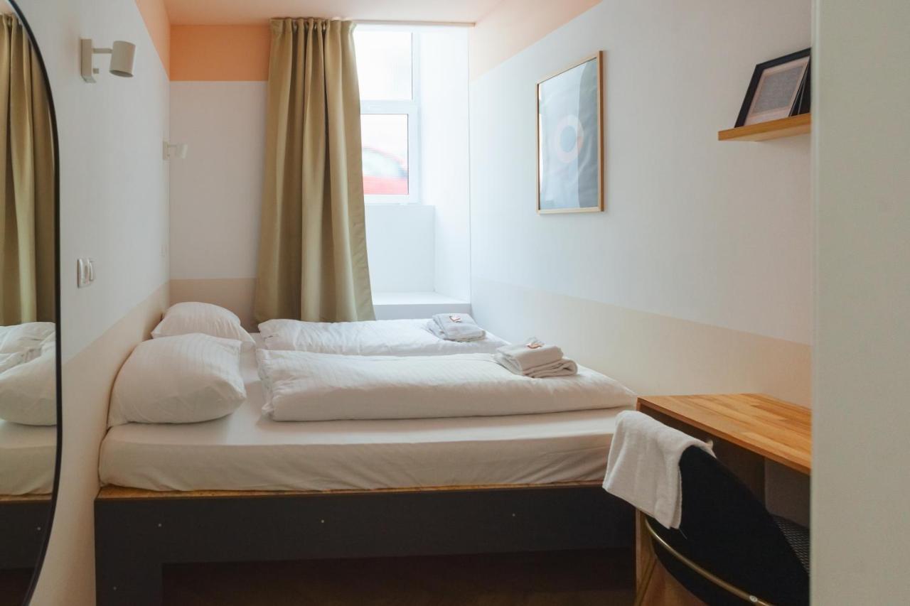 Malfatti Room Oasis With Coworking Space Wenen Buitenkant foto