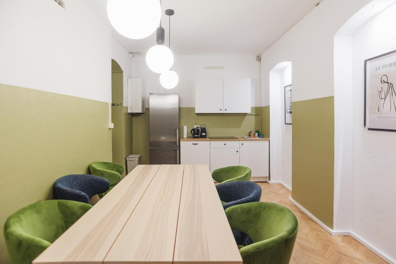 Malfatti Room Oasis With Coworking Space Wenen Buitenkant foto