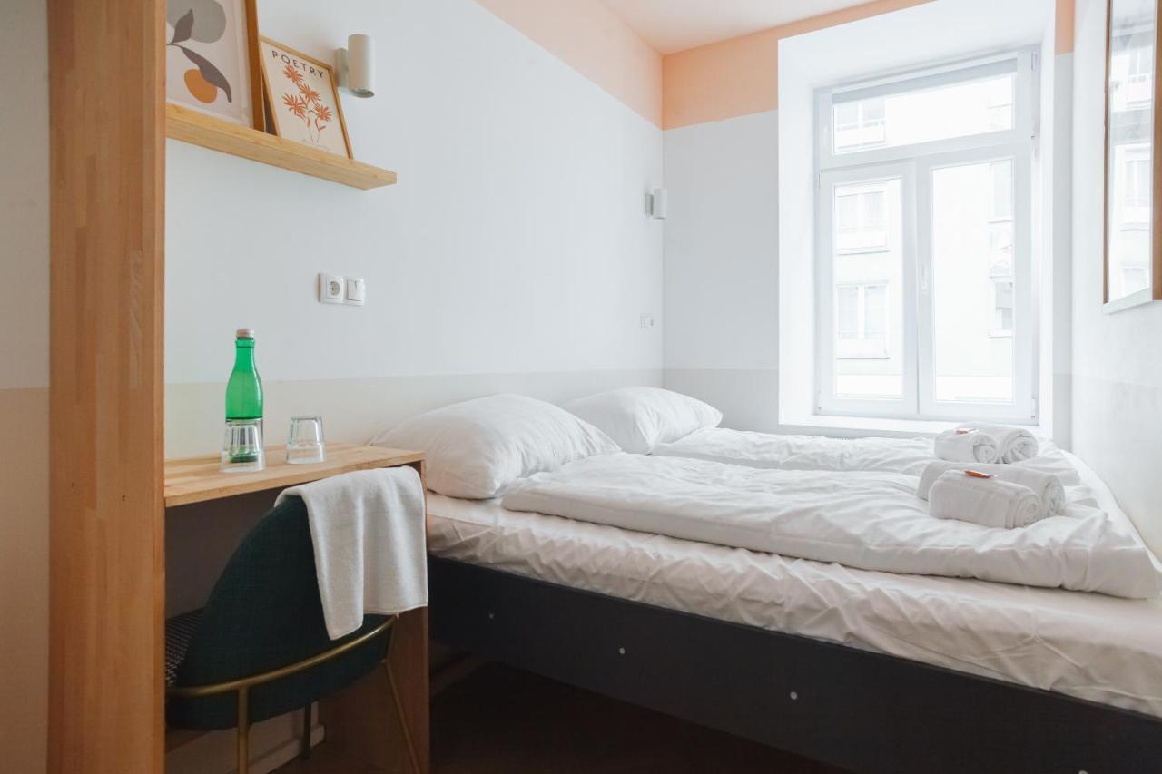 Malfatti Room Oasis With Coworking Space Wenen Buitenkant foto