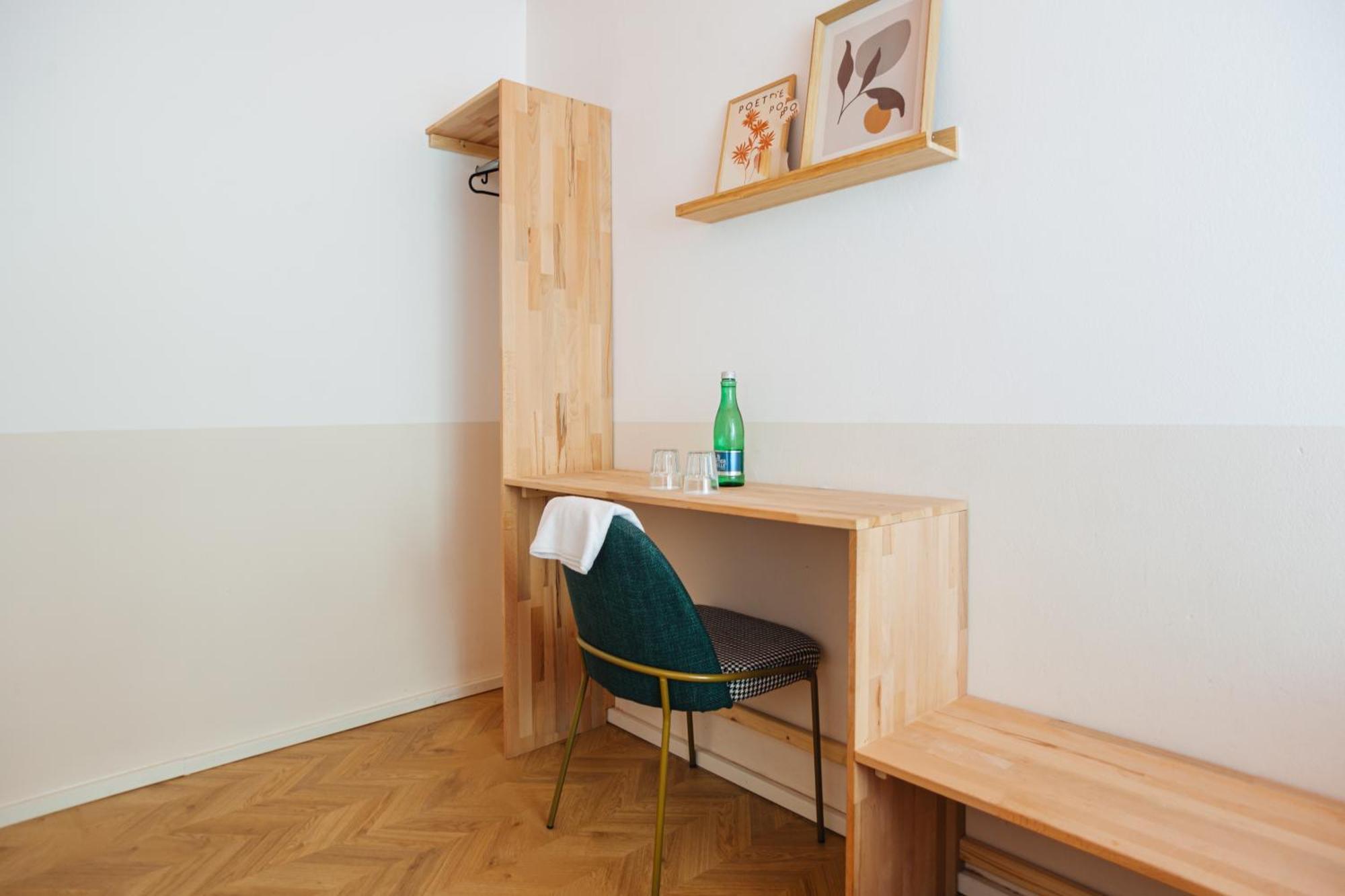 Malfatti Room Oasis With Coworking Space Wenen Buitenkant foto
